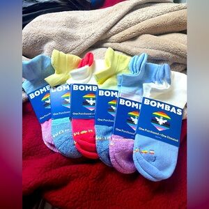 NWT Bombas Unisex Pride Ankle Socks - Bundle of 6 (Size L — see photos!)